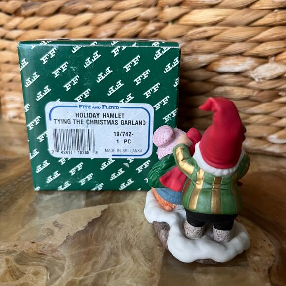 Fitz and Floyd Enchanted Forest Holiday Hamlet “Tying the Christmas Garland” - Picture 4 of 4